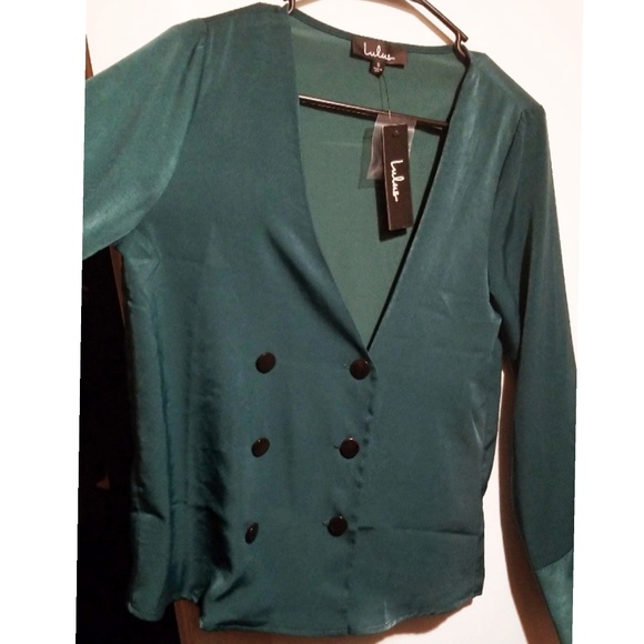 LuLus green buttoned light weight blazer shirt - Picture 2 of 6